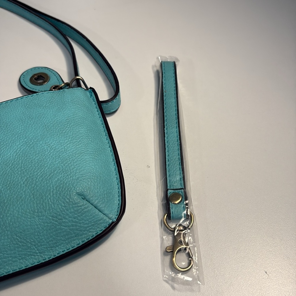 Elegant Turquoise Crossbody or Wristlet Wallet Purse Clutch - Picture 2 of 4